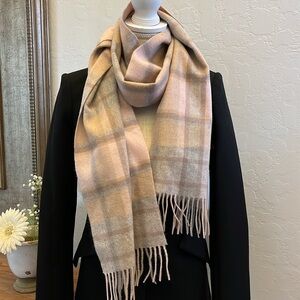 Elegant Plaid Scarf in Pink and Tan